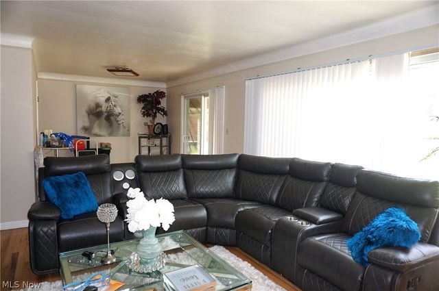 2017 Natona Road, Euclid, OH 44117