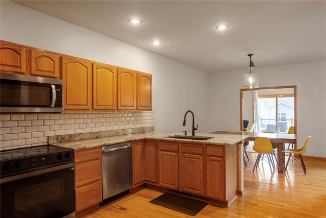 1950 Copper Wynd Court, Pleasant Hill, IA 50327