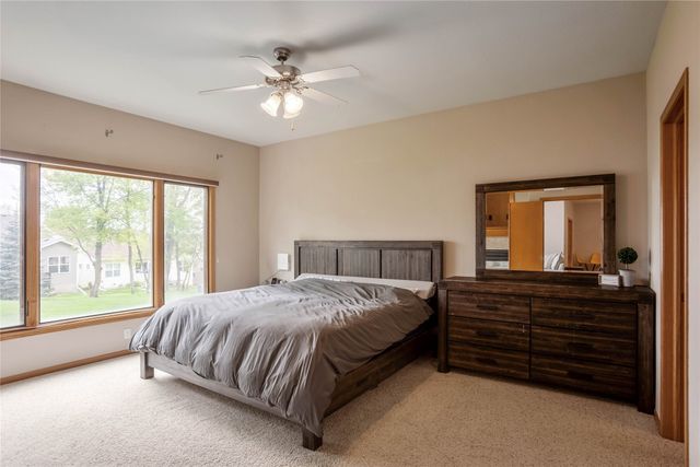 1950 Copper Wynd Court, Pleasant Hill, IA 50327