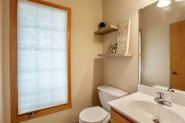 1950 Copper Wynd Court, Pleasant Hill, IA 50327