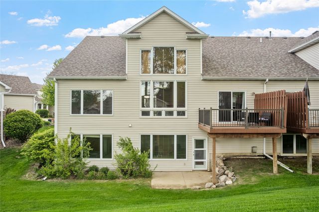 1950 Copper Wynd Court, Pleasant Hill, IA 50327