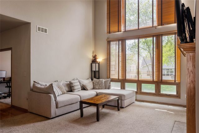 1950 Copper Wynd Court, Pleasant Hill, IA 50327