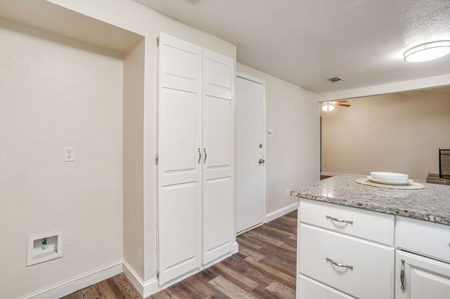 908 Skylark, Mansfield, TX 76063