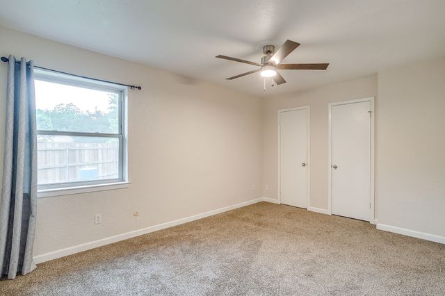 908 Skylark, Mansfield, TX 76063