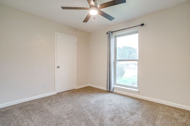 908 Skylark, Mansfield, TX 76063