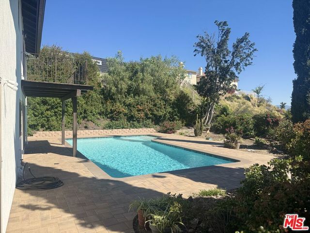 9640 Nevada Avenue, Chatsworth, CA 91311