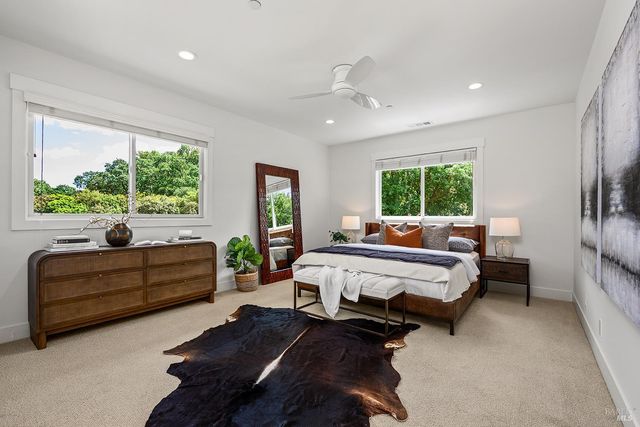 15 Wildwood Ln, Novato, CA 94947