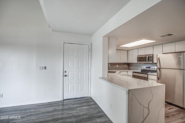 4850 E DESERT COVE Avenue 241, Scottsdale, AZ 85254