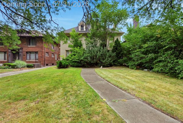 1636 W Boston Boulevard, Detroit, MI 48206
