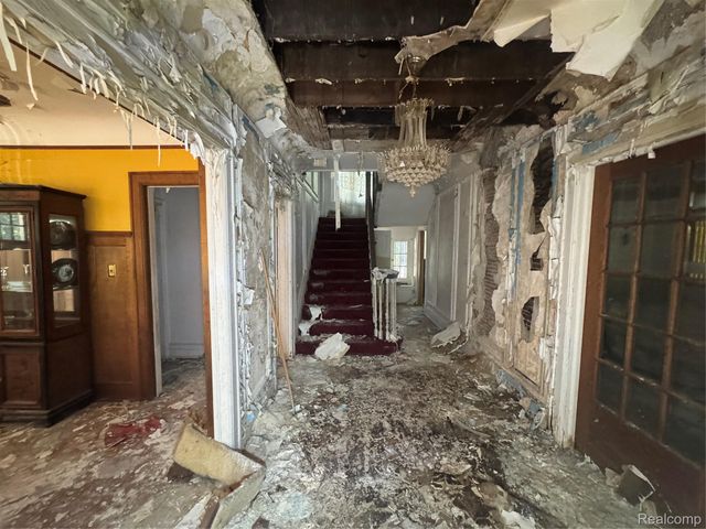 1636 W Boston Boulevard, Detroit, MI 48206