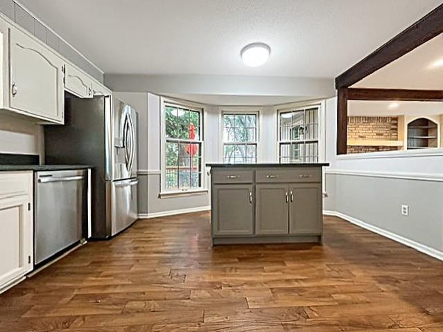 10004 Cody Street, Overland Park, KS 66214