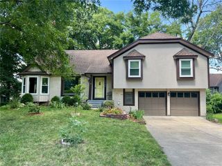 10004 Cody Street, Overland Park, KS 66214