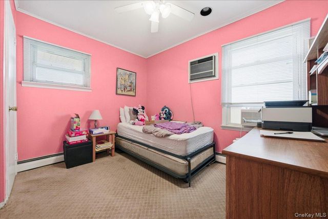 17 Wilson Lane, Bethpage, NY 11714