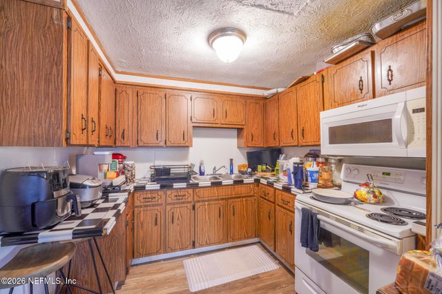 5211 ARROWSMITH Road, Jacksonville, FL 32208