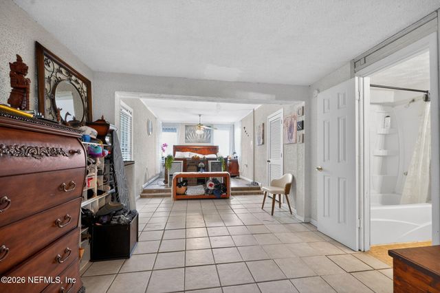 5211 ARROWSMITH Road, Jacksonville, FL 32208