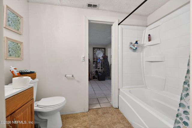 5211 ARROWSMITH Road, Jacksonville, FL 32208