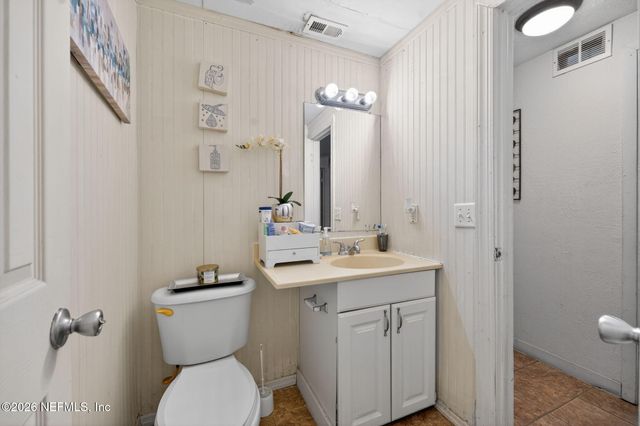 5211 ARROWSMITH Road, Jacksonville, FL 32208