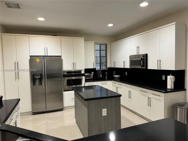 1547 Passion Vine Cir 5-3, Weston, FL 33326