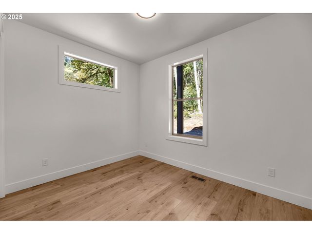 36413 Ne 267TH St, Yacolt, WA 98675