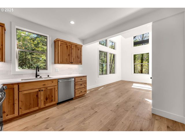 36413 Ne 267TH St, Yacolt, WA 98675