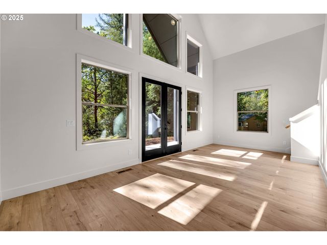 36413 Ne 267TH St, Yacolt, WA 98675