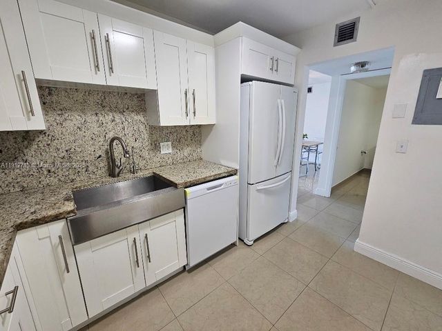 1200 NE Miami Gardens Dr 710W, Miami, FL 33179