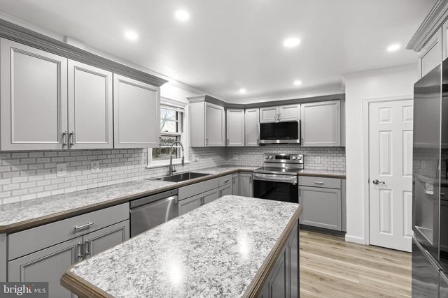 420 STEHMAN CHURCH RD, Millersville, PA 17551