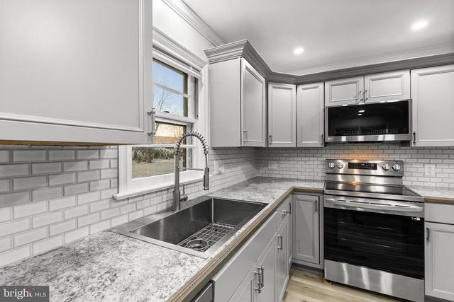 420 STEHMAN CHURCH RD, Millersville, PA 17551