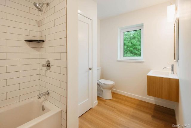 10 A Cooper Street, New Paltz, NY 12561