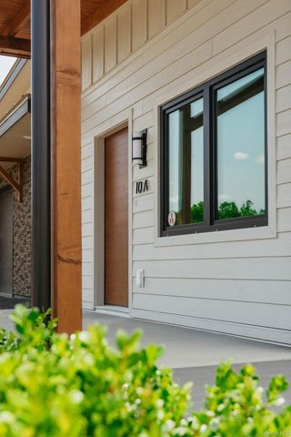 10 A Cooper Street, New Paltz, NY 12561