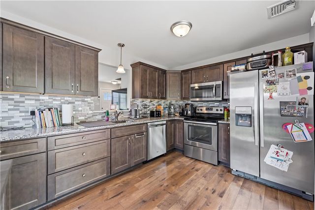 1322 West Rosemont Drive, Bethlehem City, PA 18018