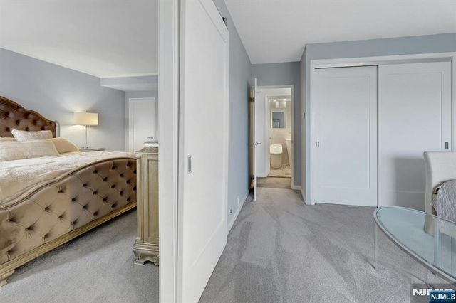 3 Horizon Road 1002, Fort Lee, NJ 07024