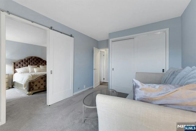 3 Horizon Road 1002, Fort Lee, NJ 07024