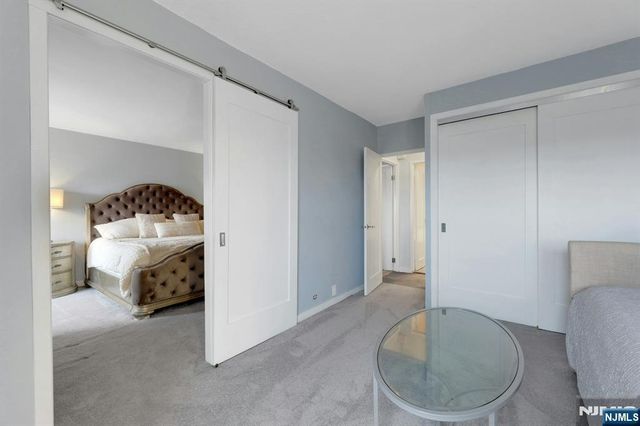 3 Horizon Road 1002, Fort Lee, NJ 07024