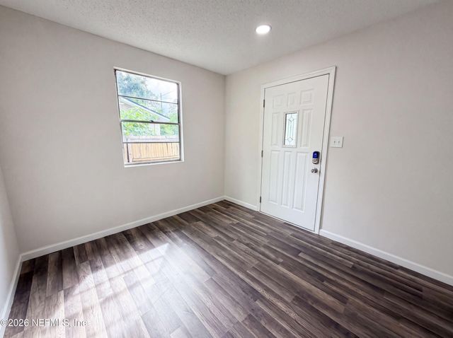 1340 OTTAWA Avenue, Jacksonville, FL 32210