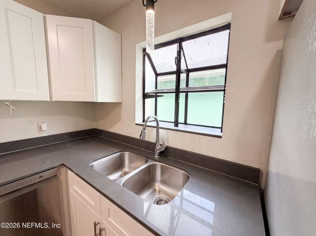 1340 OTTAWA Avenue, Jacksonville, FL 32210