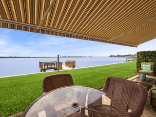 52 Yacht Club Drive 103, North Palm Beach, FL 33408