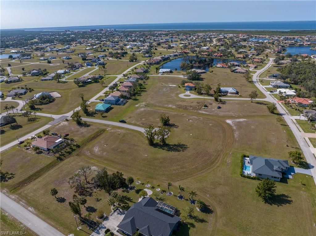 17154 Sugar CT, PUNTA GORDA, FL 33955 — photo 4