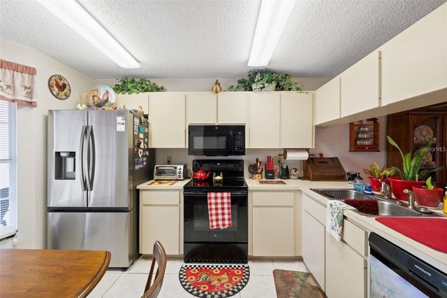 4557 GLEN HOLLOW, New Port Richey, FL 34653