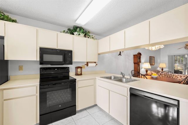 4557 GLEN HOLLOW, New Port Richey, FL 34653