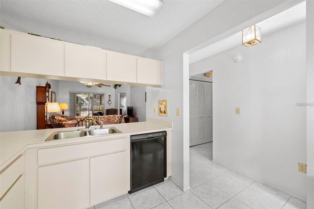 4557 GLEN HOLLOW, New Port Richey, FL 34653