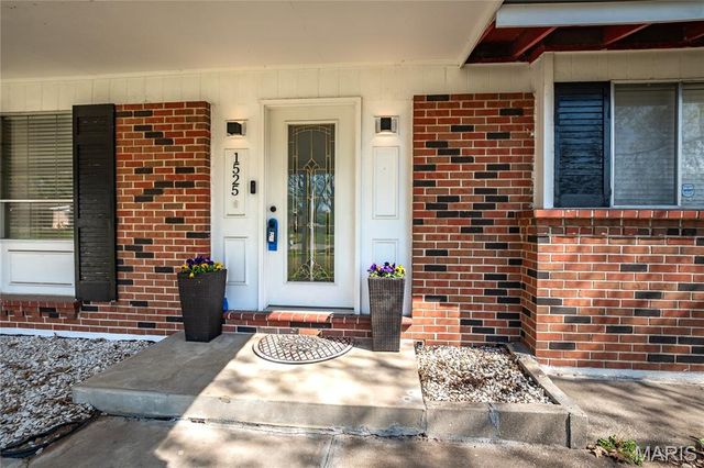 1525 Bayonne Drive, Spanish Lake, MO 63138