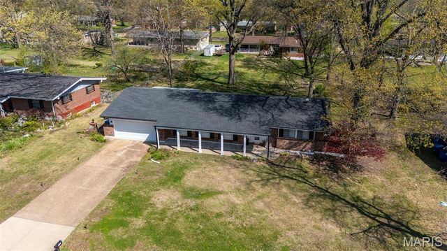 1525 Bayonne Drive, Spanish Lake, MO 63138