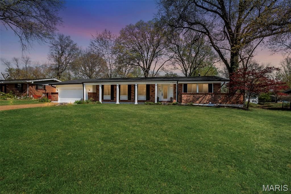 1525 Bayonne Drive, Spanish Lake, MO 63138