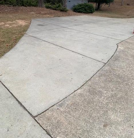 7115 Spout Springs Road, Flowery Branch, GA 30542