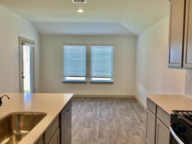7023 Sunbreeze Lane, Rosenberg, TX 77469