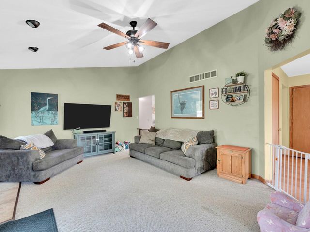 8020 Sage STREET, Burlington, WI 53105