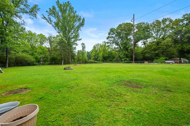 252 Trailwood Drive, Austin, AR 72007