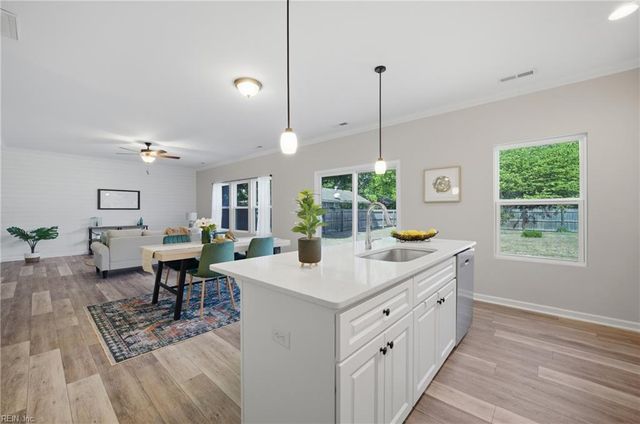 8644 Devon ST, Norfolk, VA 23503