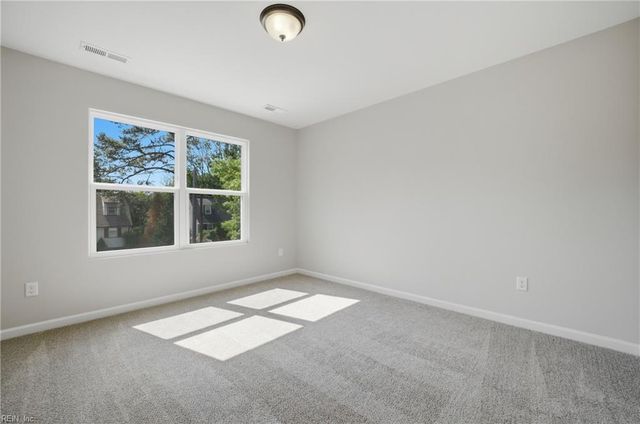 8644 Devon ST, Norfolk, VA 23503